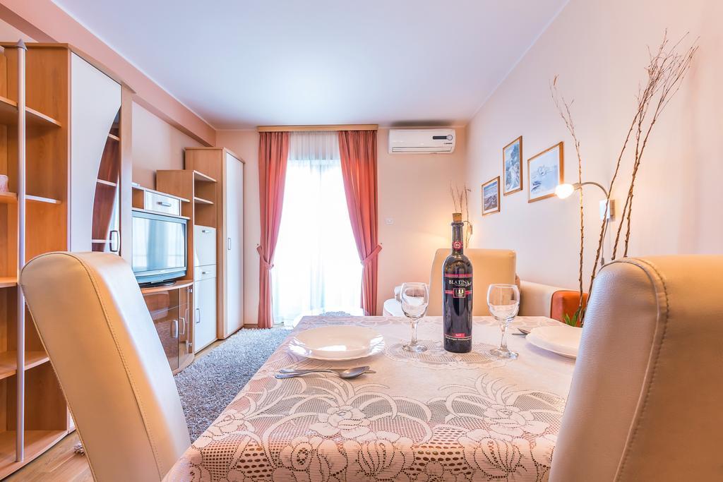 Villa Roses Apartments & Wellness Icici Luaran gambar