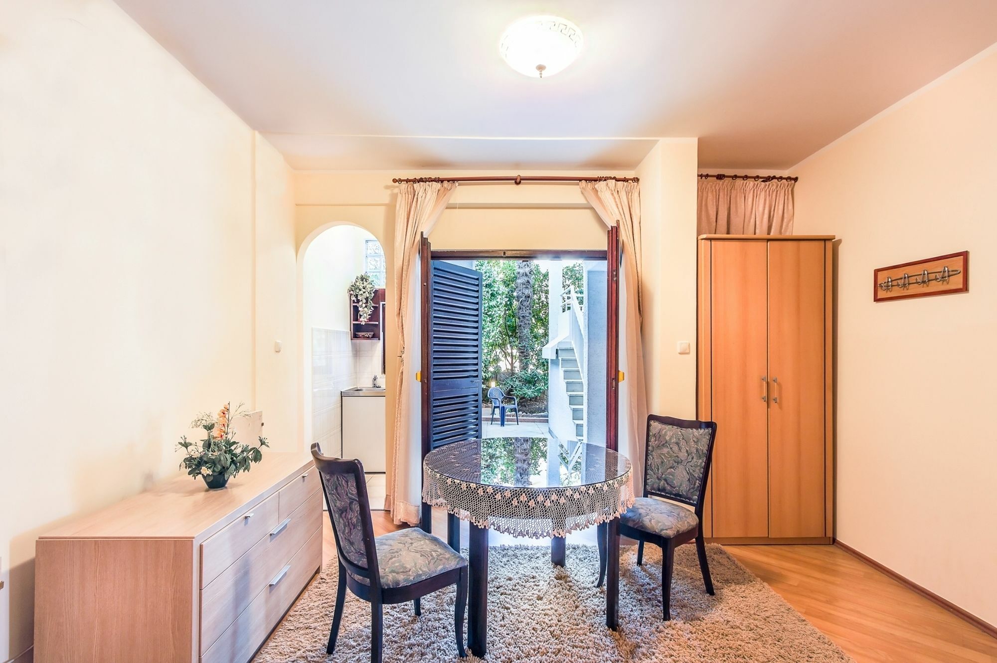 Villa Roses Apartments & Wellness Icici Luaran gambar